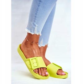 Damen Hausschuhe Big Star mit grüner Schnalle FF274A390 1