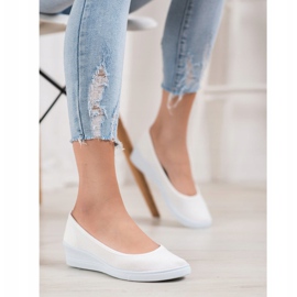 SHELOVET Weiße Casual Ballerinas 1