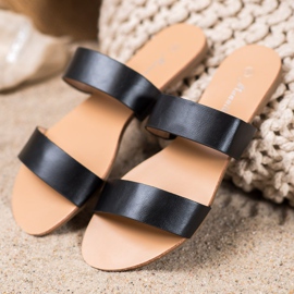 Mannika Klassische Hausschuhe aus Öko-Leder schwarz 1