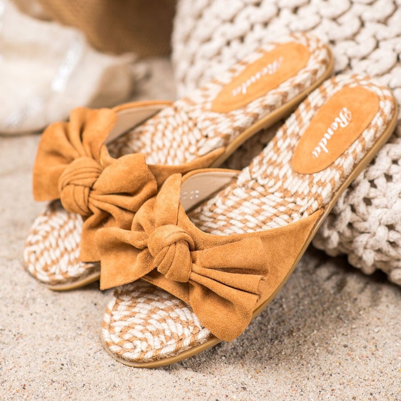 Renda Elegante Hausschuhe mit Schleife braun 1