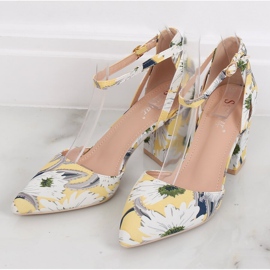 Pumps am Pfosten mit Blumen LE076P Gelb mehrfarbig 1