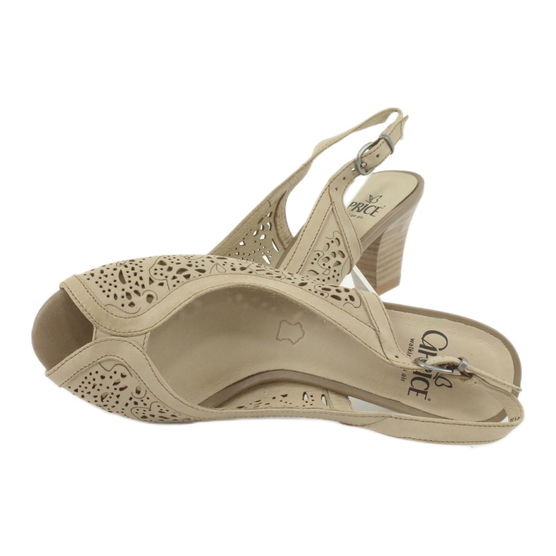 Caprice durchbrochene Ledersandalen 29606 beige 3