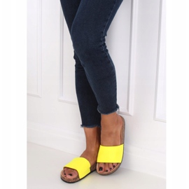 Gelbe G-572 Gelbe Hausschuhe mit Korksohle 1