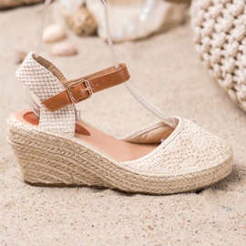 Renda Espadrilles mit Schnalle braun 2
