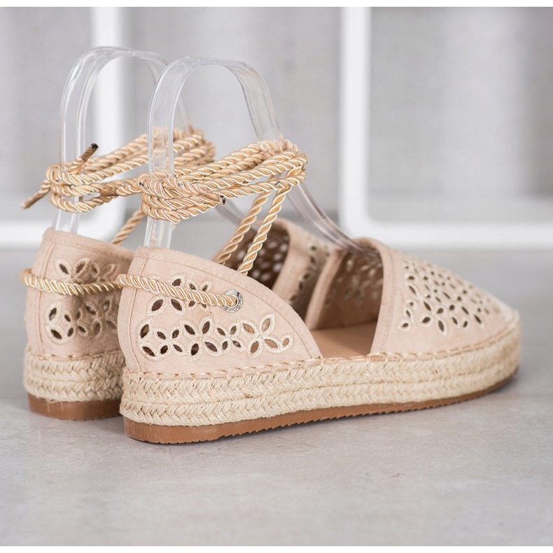 Bella Star Gebundene Espadrilles auf der Plattform beige 1