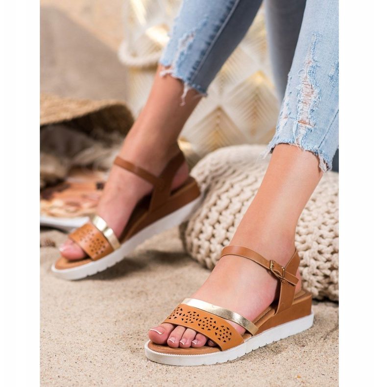 Renda Keilsandalen mit Öko-Leder braun 1