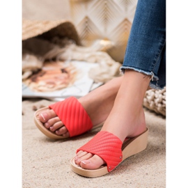 Bona Stilvolle Hausschuhe auf der Plattform rot 1