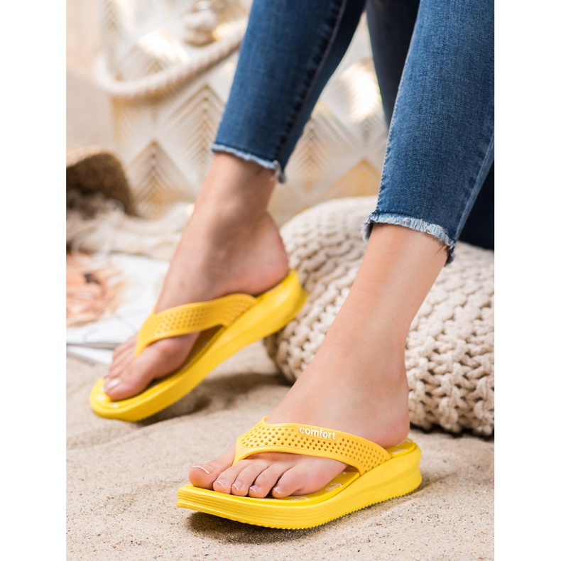 Bona Gelbe Comfort-Flipflops 2