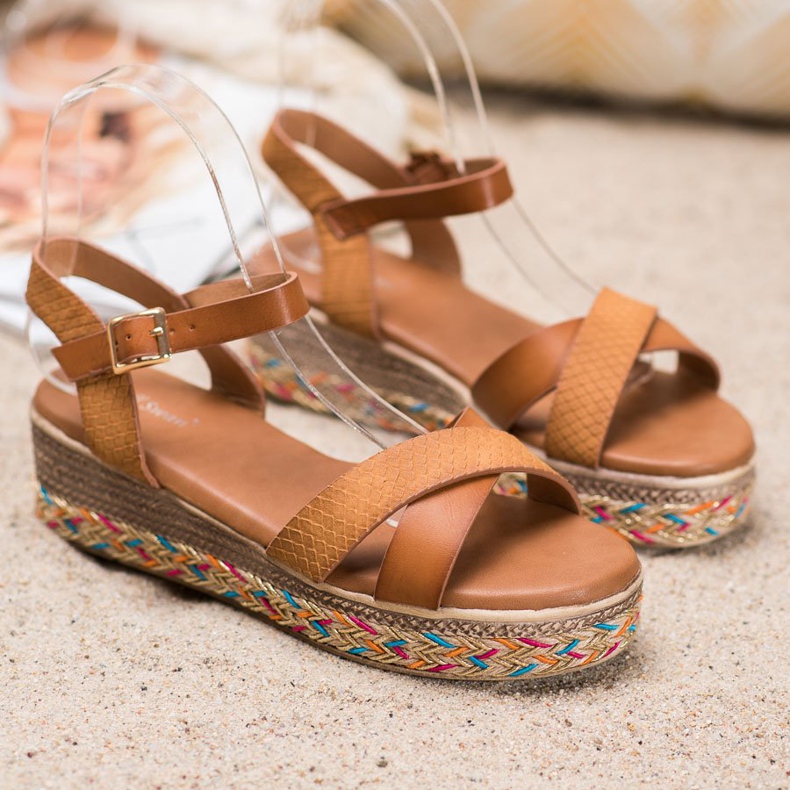 Small Swan Modische Sandalen mit Öko-Leder braun 2