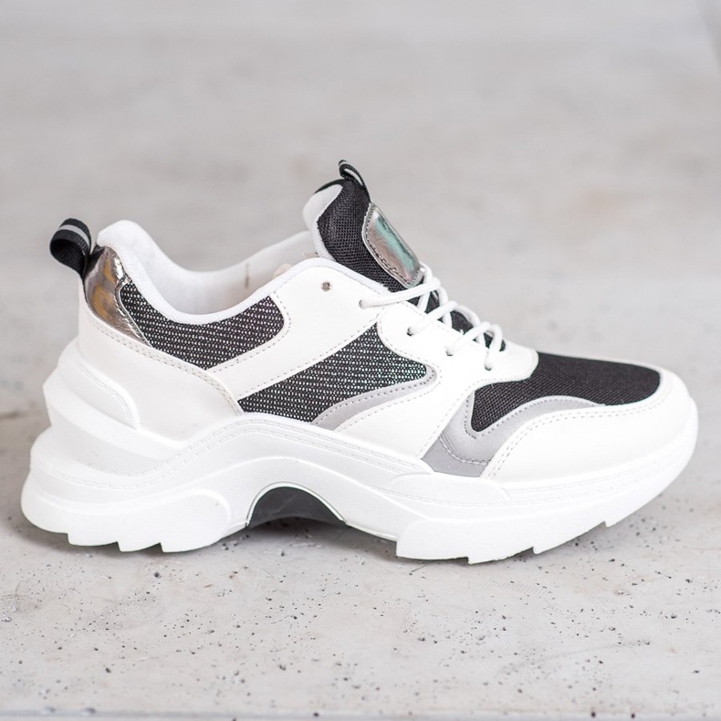 SHELOVET Stylische Sneaker weiß schwarz 1