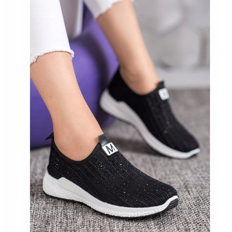 SHELOVET Schwarze Schuhe mit Kristallen 1