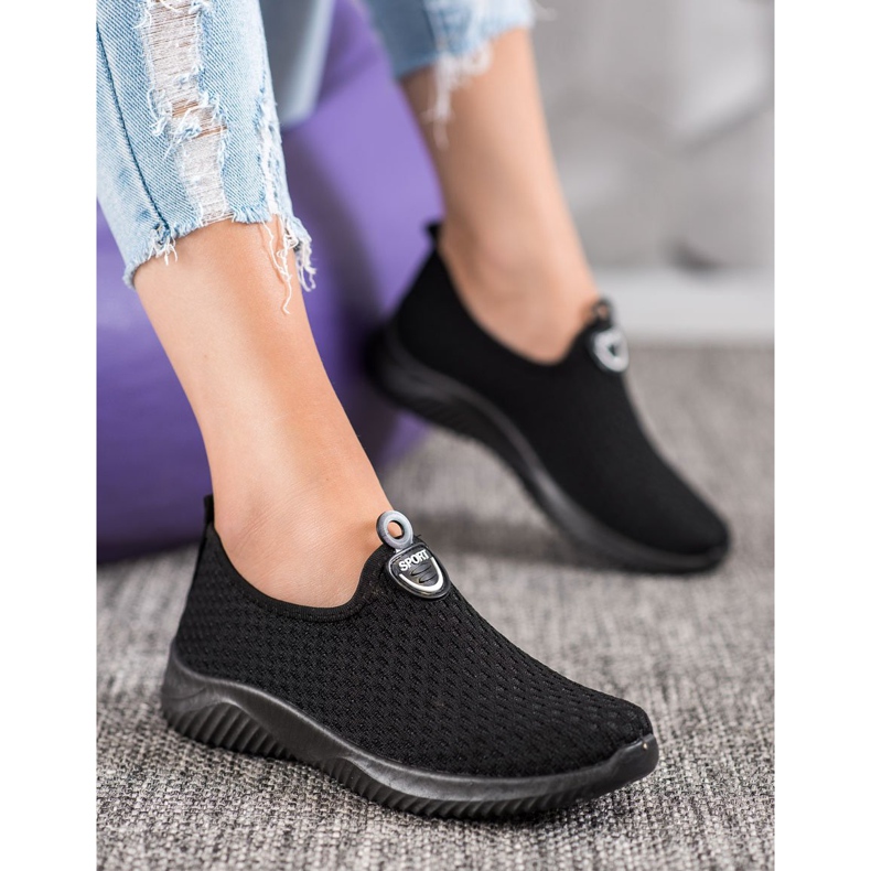 SHELOVET Durchbrochene Sportschuhe schwarz 1