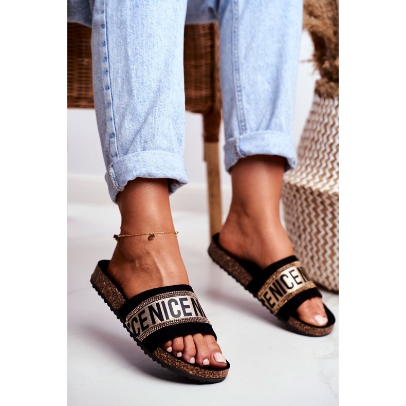 EVE Schwarze Hausschuhe für Damen auf Kork BeNice Gold Strasssteine gelb 1