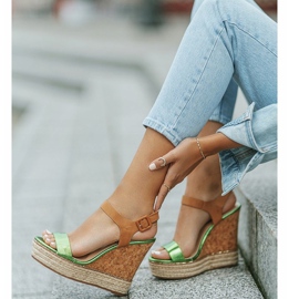 Grüne Espadrilles Keilsandalen VB76063 beige 2