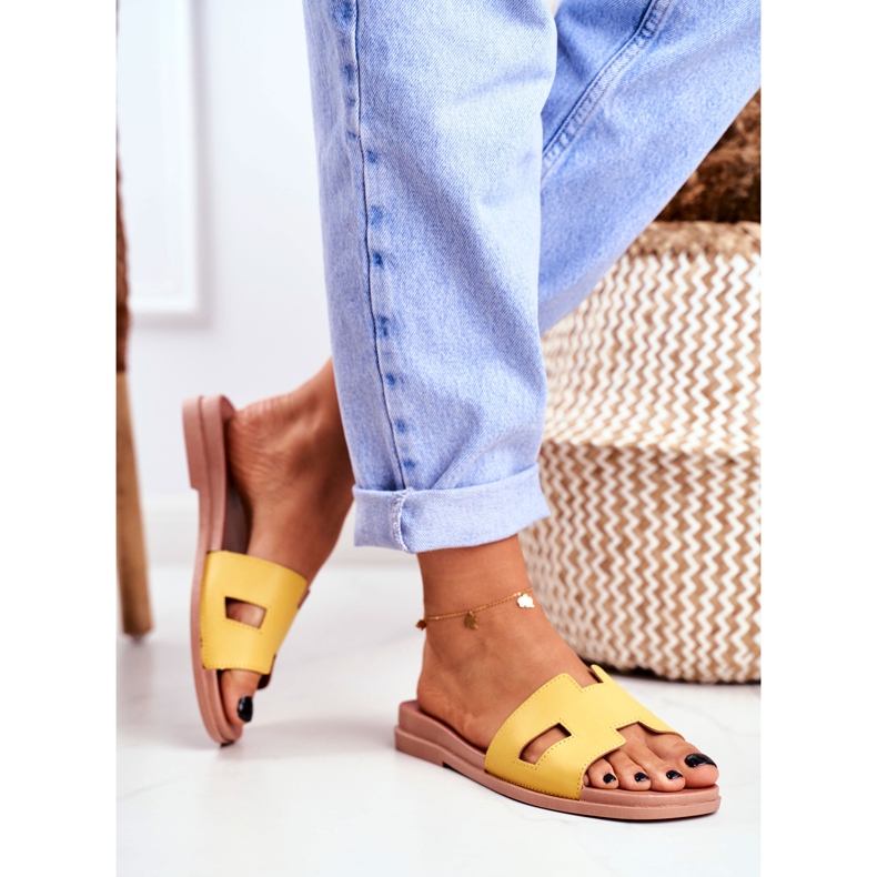 BUGO Damen Hausschuhe Gelb Geometrische Klassisch Theodora 2