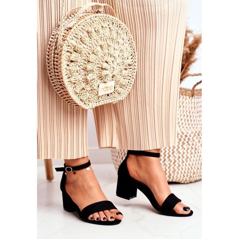 BUGO Schwarze Sandalen aus Wildleder für Damen Oh Baby! 1