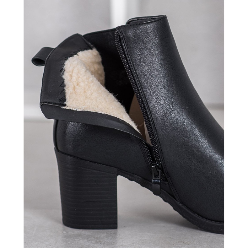 J. Star Chelsea-Stiefel an einer Bar schwarz 2