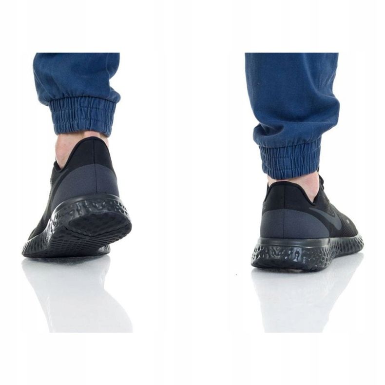 Nike Revolution 5 4EU M BQ6714-004 Schuh schwarz 2