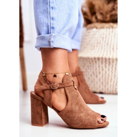 BUGO Damensandalen mit Absatz Openwork Brown Kira braun 2