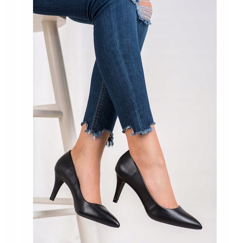 Gogo Pumps mit Öko-Leder schwarz 1