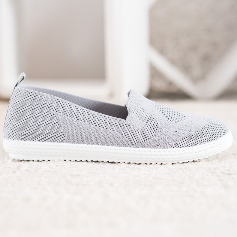 Via Giulia  Graue Sneakers mit Lochmuster 1