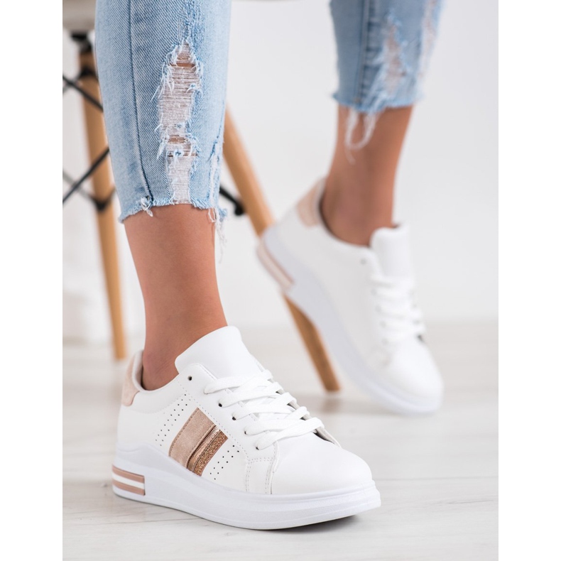 SHELOVET Sneakers mit Wildledereinsätzen weiß 1