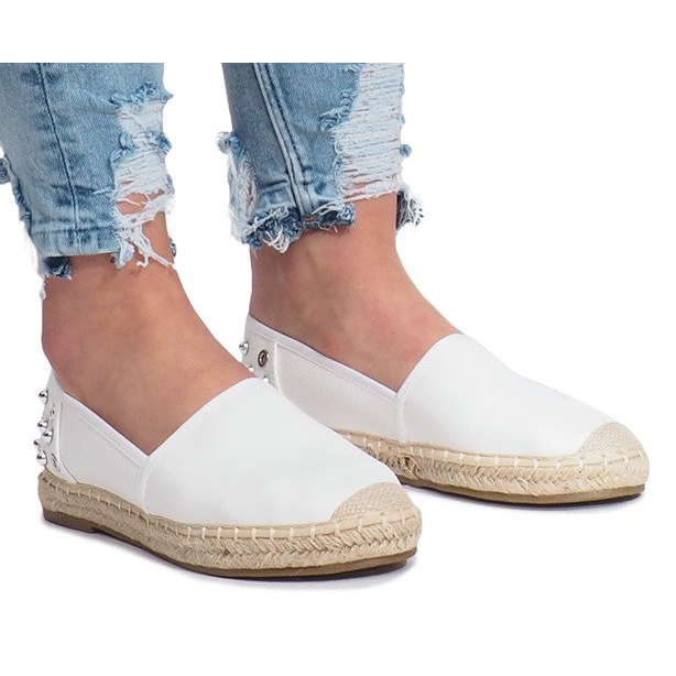 Weiße Espadrilles mit Dolita-Nieten 1