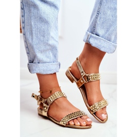 Goldene flache Sandalen für Damen Lu Boo mit Aldona-Nieten 1