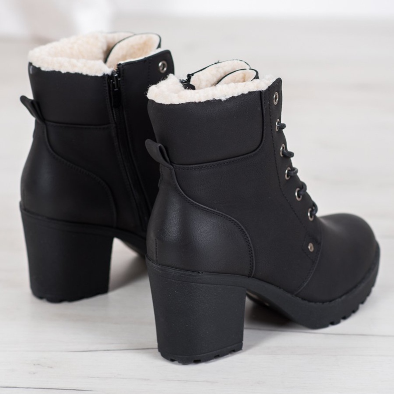 J. Star Freizeitstiefel mit Krawatten schwarz 1