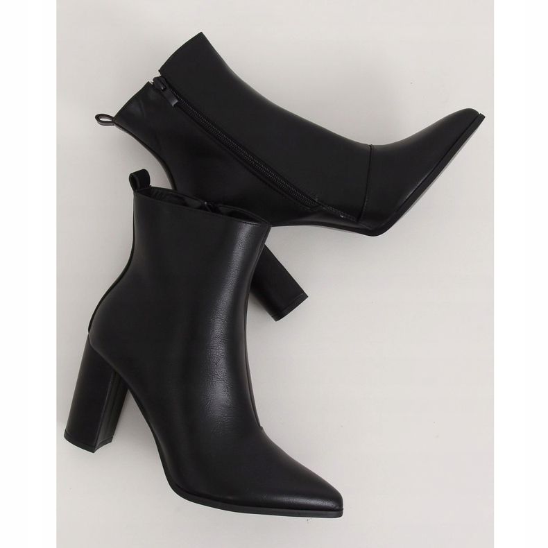 Klassische schwarze DA39P Schwarze High Heels 1