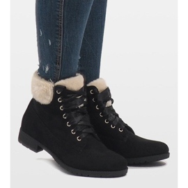 Schwarze isolierte Schnürstiefel C-7100 2