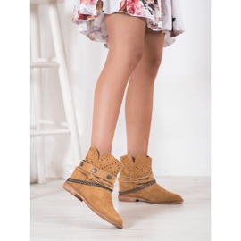 Bella Paris Stiefel mit Zierstreifen braun 1