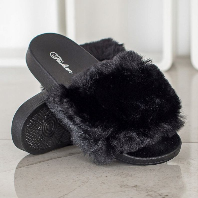 Bona Modische Flip-Flops mit Fell schwarz 1