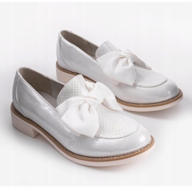 Schwarze Slipper mit RS-WED2-Schleife silber- grau 2