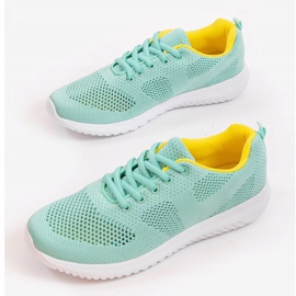 Grüne durchbrochene Sportschuhe T101-9 2