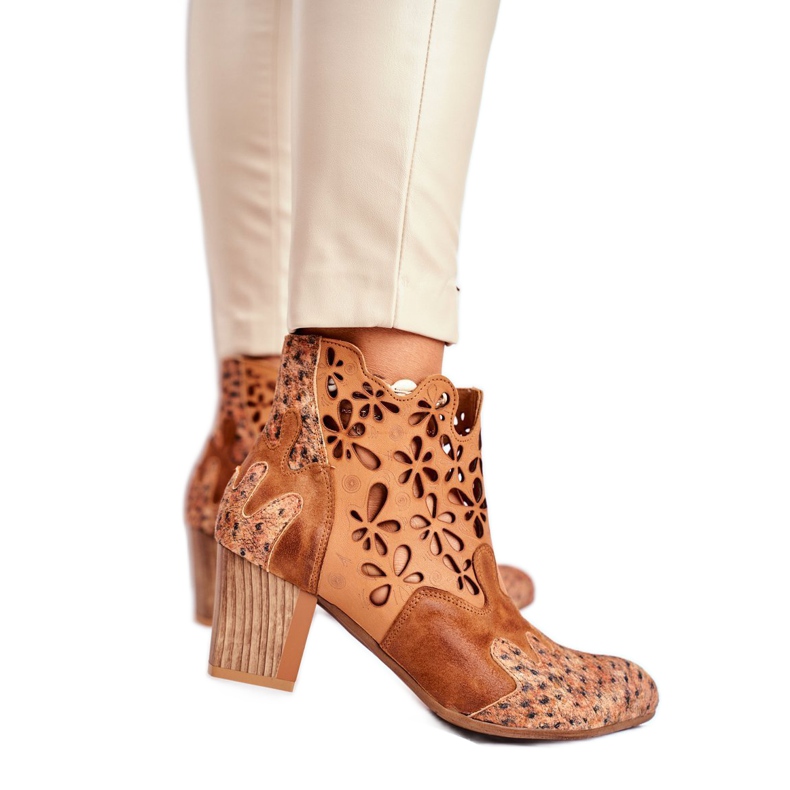 Damen Stiefel mit hohem Absatz Maciejka Spring Red 04369-29 beige mehrfarbig 1