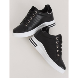 Black R78 Schwarze Sneakers auf einem versteckten Keil 2