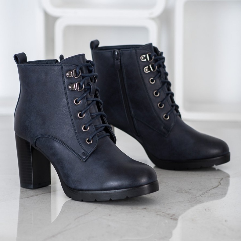 J. Star Gebundene Stiefeletten an einem Pfosten marineblau blau 1