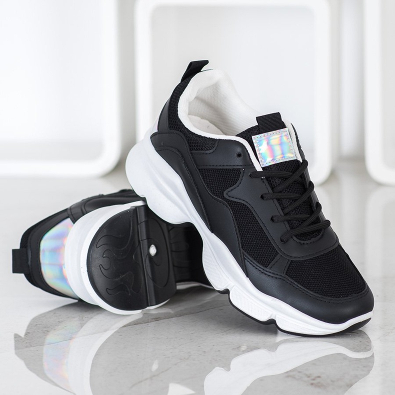 SHELOVET Bequeme schwarze Turnschuhe 1