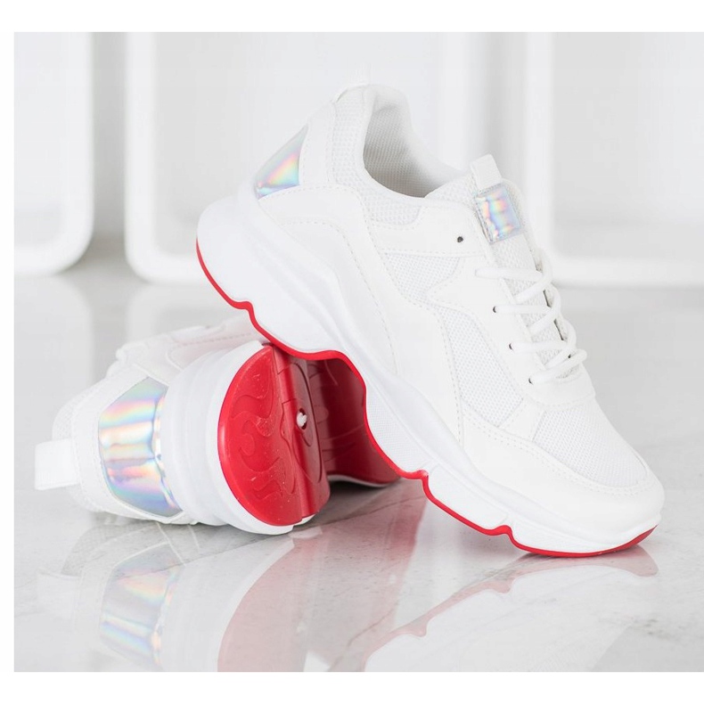 SHELOVET Bequeme weiße Turnschuhe 2