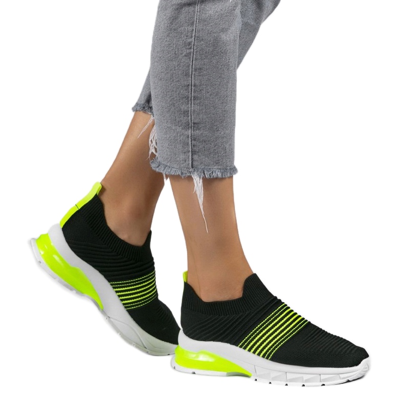 Sport-Slipper in Schwarz und Grün 8087-SP 1