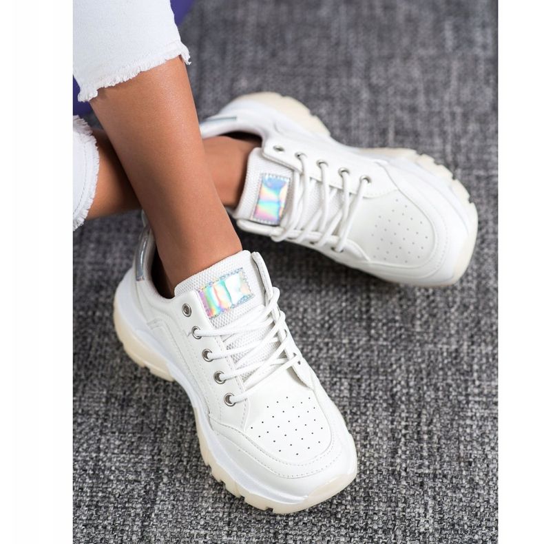 SHELOVET Turnschuhe aus Öko-Leder weiß 2