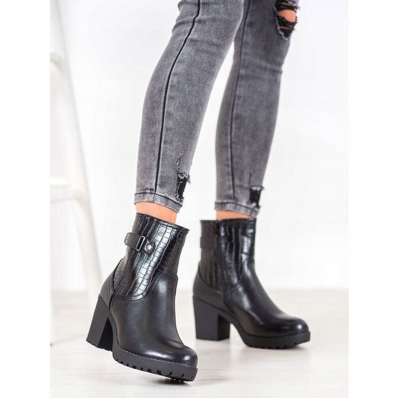 J. Star Warme Stiefel auf der Post schwarz 1