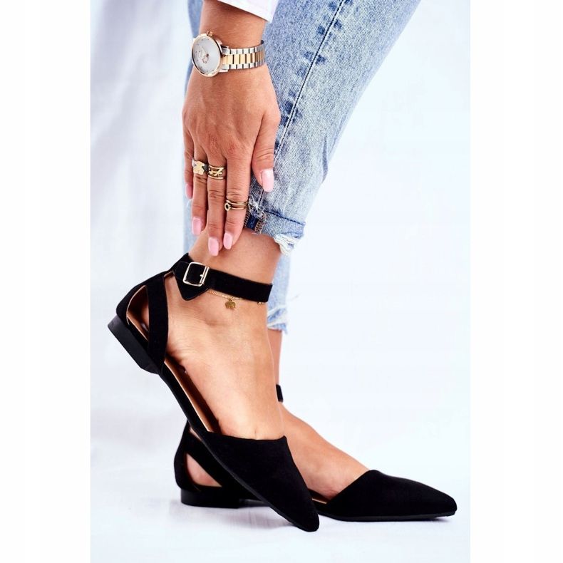 SEA Schwarze flache Ballerinas für Damen mit Gürtel mit Allison Spitz 1