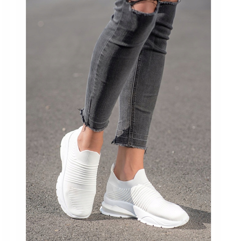 SHELOVET Slip-On Sneakers aus Textil weiß 1