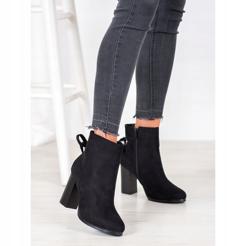 Goodin Stiefel mit dekorativer Bindung schwarz 2