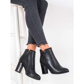 Goodin Elegante Stiefel mit Kristallen schwarz 2