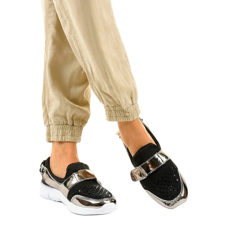 Sportschuhe zum Hineinschlüpfen in Schwarz und Gold B120-2 golden 2