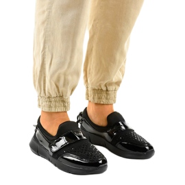 Schwarze B120 Sportschuhe zum Hineinschlüpfen 1