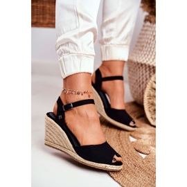 Damen Sandalen auf einem geflochtenen Keil Big Star Schwarz DD274A209 3